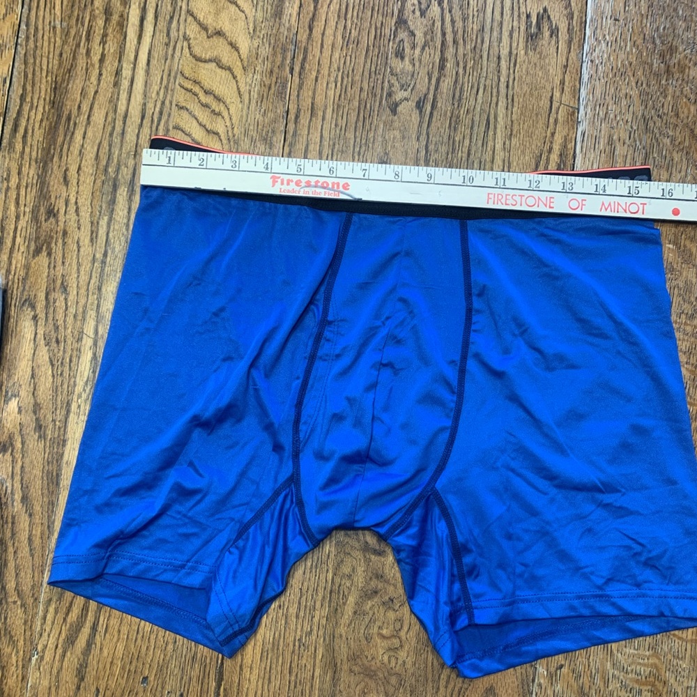 32 Degrees Mens large boxer briefs- 4 pack